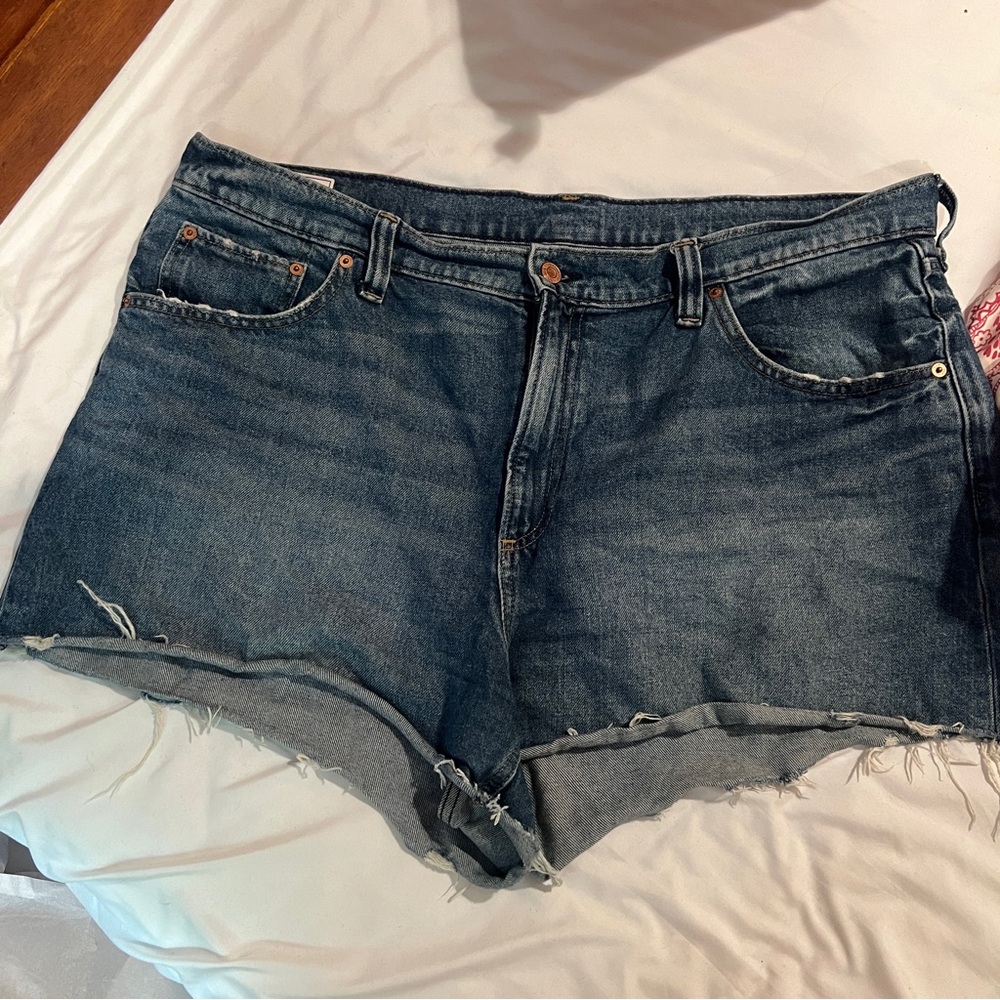 Gap 4” High Rise Denim Shorts - 35/18